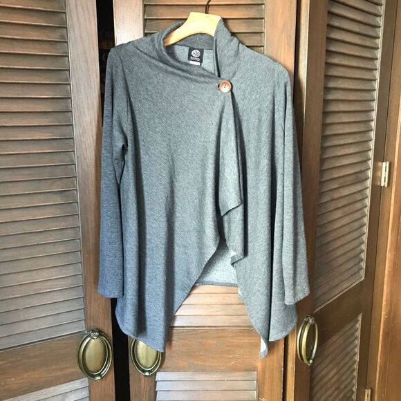 Bobeau One Button Waterfall Grey Cardigan - Picture 2 of 5